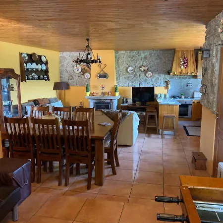 Casa De Mos