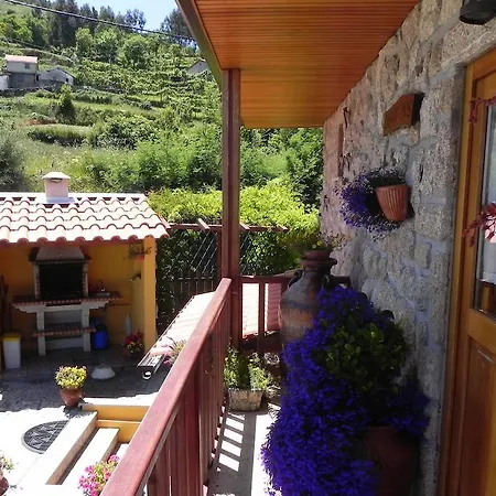 Casa De Mos Aboim (Braga)